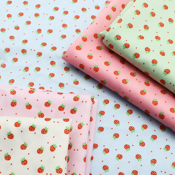 1pc Strawberry Print Twill Polyester Fabric, 59.06x19.68 inch Precut Fabric, Perfect for Party Decorations, and Craft Projects, Hair Ties, DIY Quilting & Sewing, Patchwork, Backdrop Fabric | Strawberry Pattern